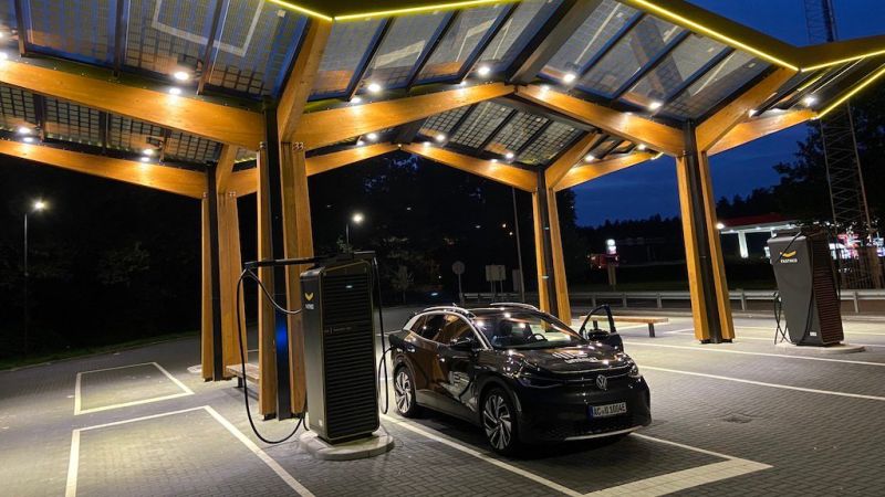 Ausgiebiger Ladenetztest in drei Ländern