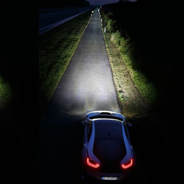  Laserlicht leuchtet taghell