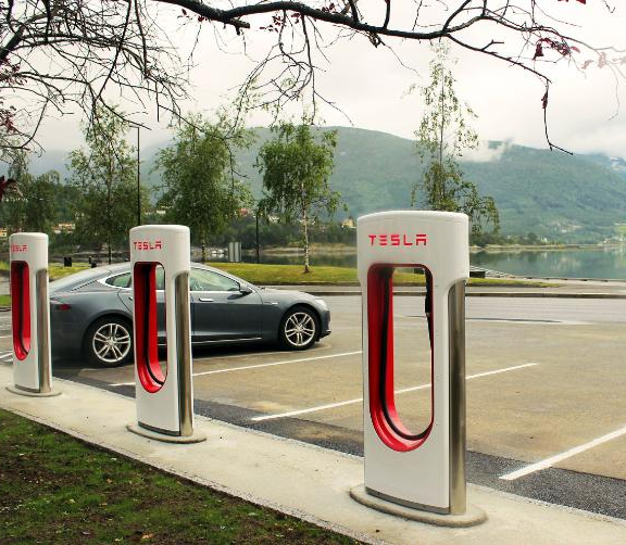  Supercharger-Netz wächst weiter