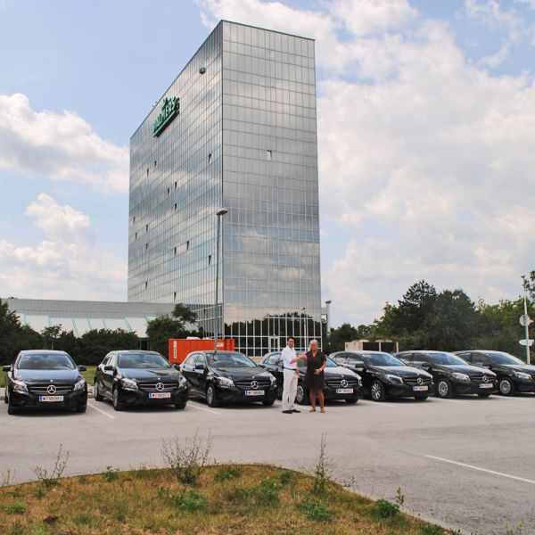  Palmers fährt auf Mercedes ab