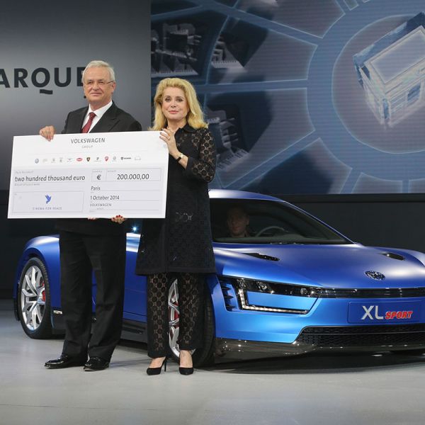  Deneuve gratulierte Winterkorn