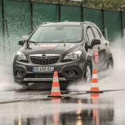  Drei Pneus fallen durch