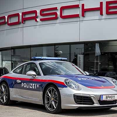  Porsche 911 für die Polizei 