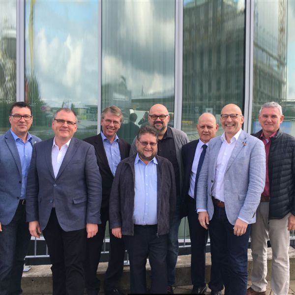  Gemeinsam statt einsam