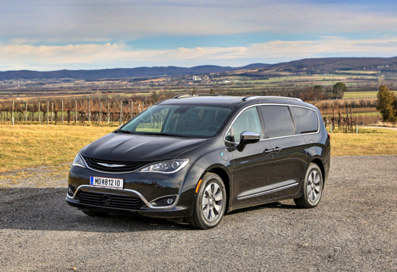  Chrysler Pacifica: Voyagers teilelektrische Rückkehr