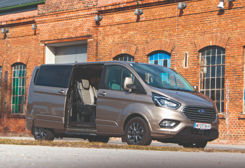  Ford Tourneo Custom: Ein ganz schön großer Luxus