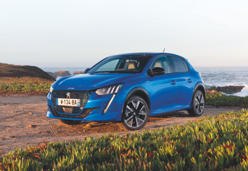  Peugeot e-208: Magnifique & électrique!