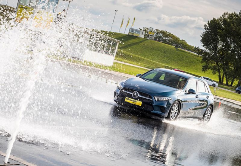  1+1 Gratis: Aktion ÖAMTC Fahrsicherheitstraining