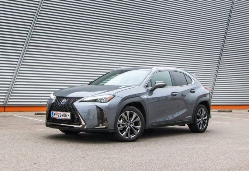  Dauertest-Auftakt: Lexus UX 250h F-Sport