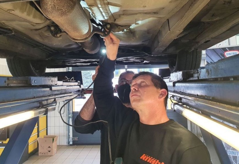  Rost: Auf der Hebebühne sind alle gleich