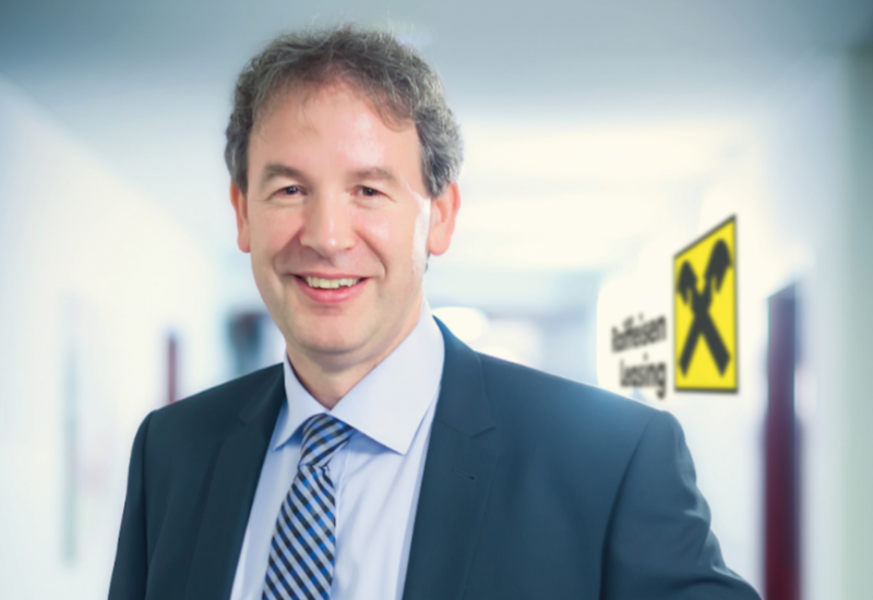  Jeder 3. Neuvertrag bereits für vollelektrisches Fahrzeug