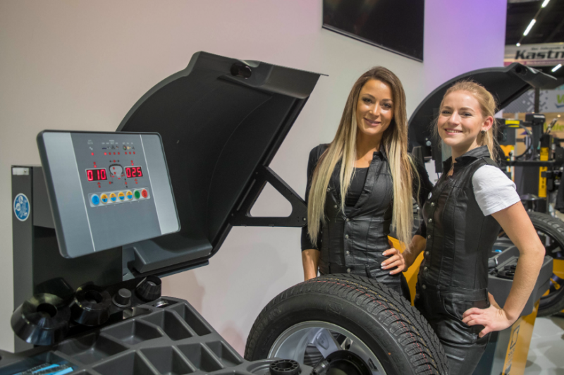  Impressionen der AutoZum 2019