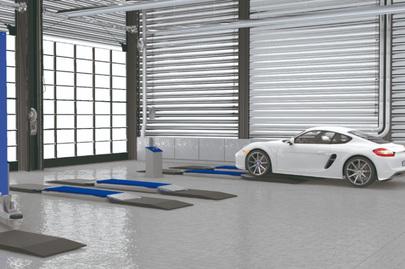  Rauf auf die Scherenbühne!