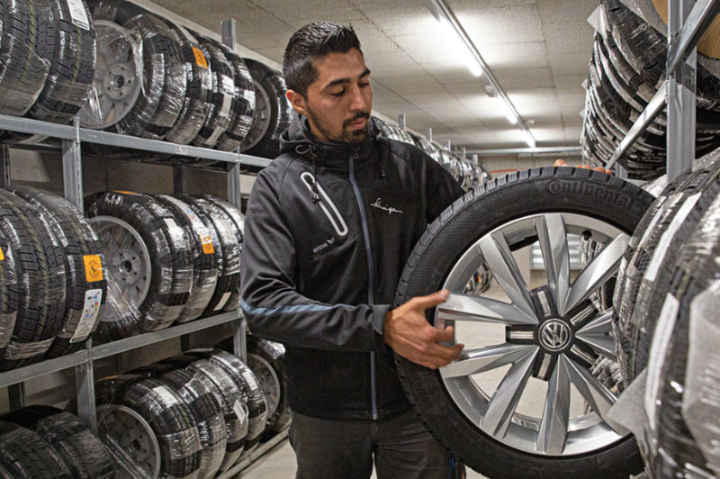  Bulli-Show und Räderlager