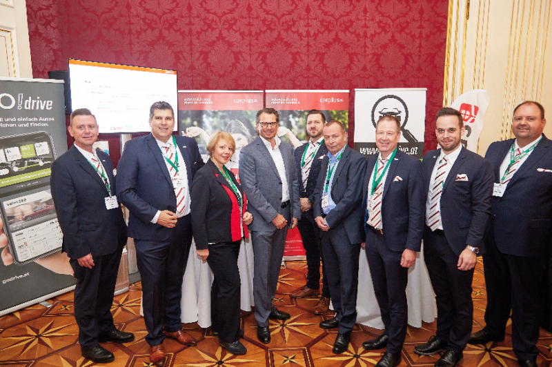  Starke Partnerschaft